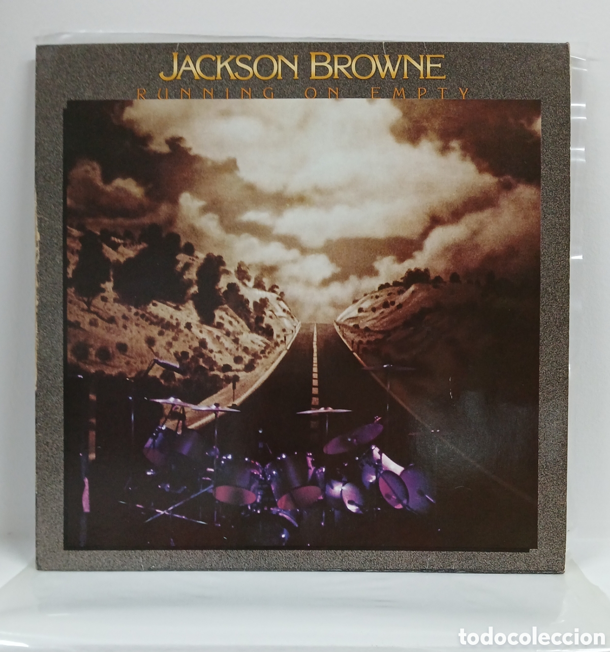 Discos de vinilo: JACKSON BROWNE &rdquo;RUNNING ON EMPTY&rdquo; LP. REED. GERMANY. (AS 53 070) (VINILO NM, COMO NUEVO)