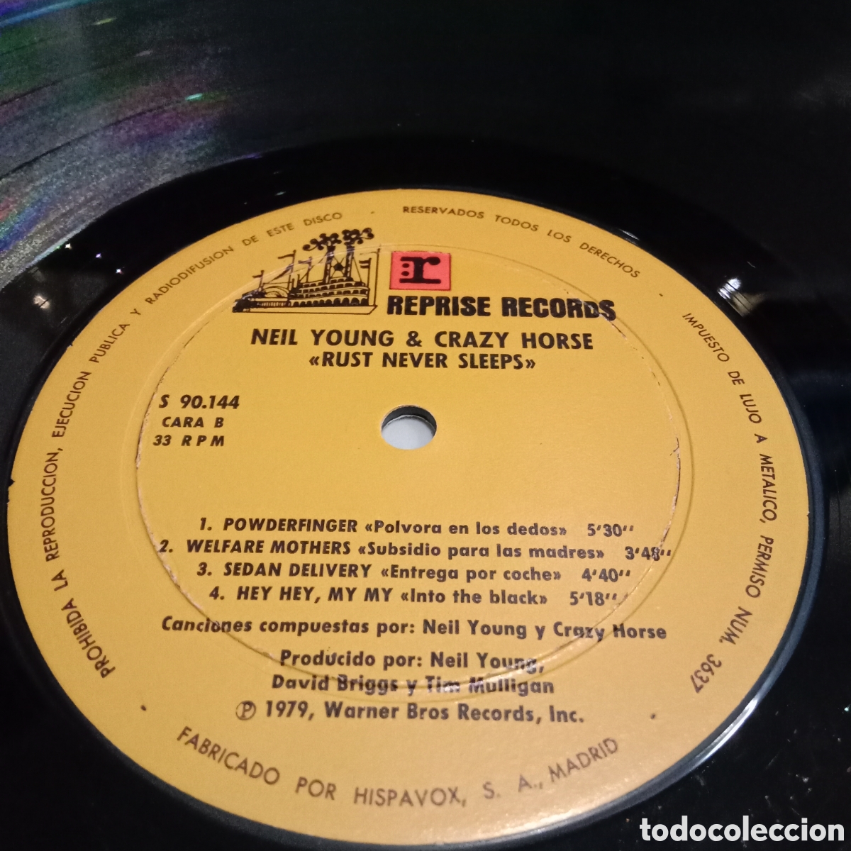 Discos de vinilo: NEIL YOUNG & CRAZY HORSE - RUST NEVER SLEEPS - LP - Foto 7