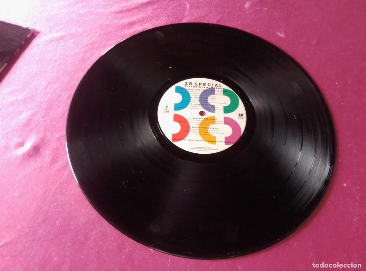 Discos de vinilo: STRENGTH IN NUMBERS 1986 LP L32 4 1 - Foto 4