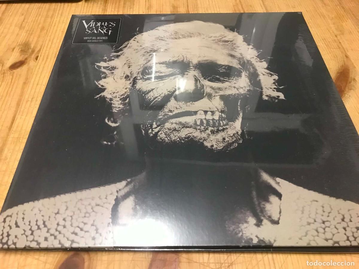 Discos de vinilo: Vidres A La Sang - Virtut Del Desencís (LP, Album, Bla)