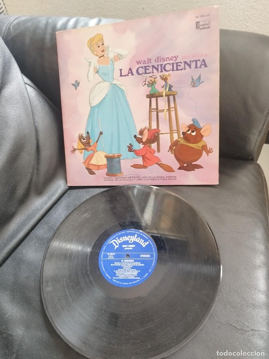 Discos de vinilo: La Cenicienta de Walt Disney. Vinilo lp con cuento. Ver fotos.