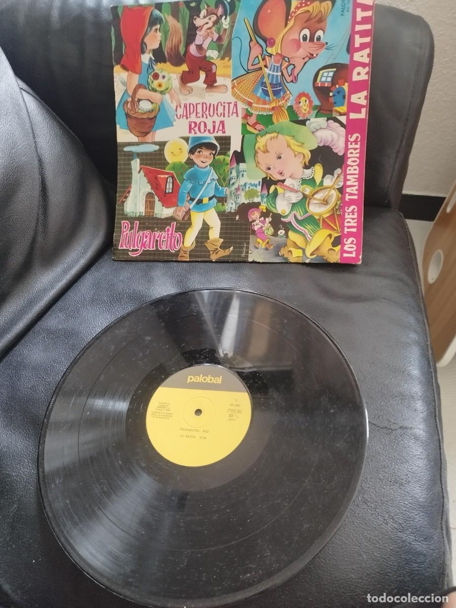 Discos de vinilo: LP de cuentos infantiles titulado Caperucita Roja, Pulgarcito, La Ratita, Los Tres Tambores.