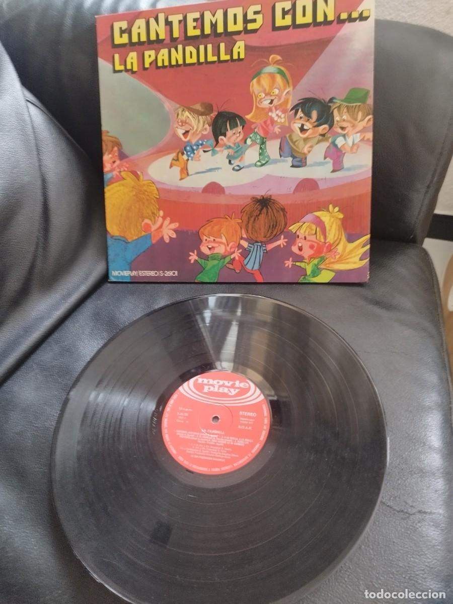 Discos de vinilo: Cantemos con la pandilla, Lp vinilo con carpeta gatefold, doble abierta.