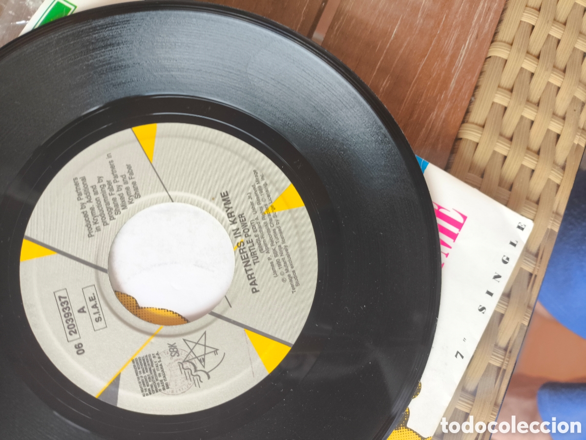 Discos de vinilo: Single de turtle power.lote.T.n.178 - Foto 3