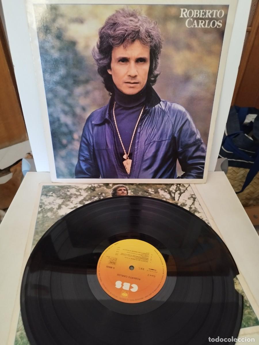Discos de vinilo: Roberto Carlos &ndash; Roberto Carlos. Con bocado en el disco. En la primera canci&oacute;n de las dos caras.