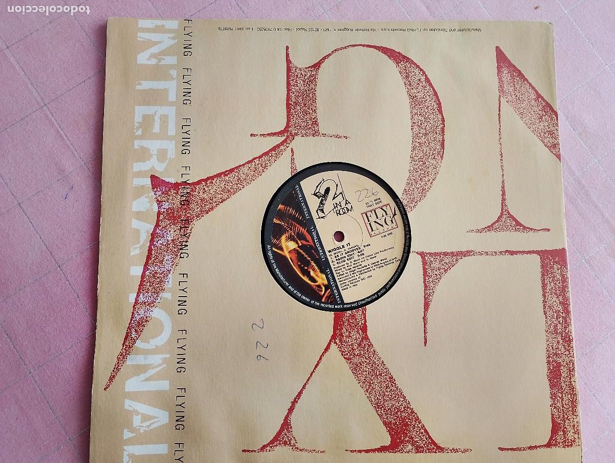 Discos de vinilo: 2 In A Room &ndash; Wiggle It.1990 - Foto 3
