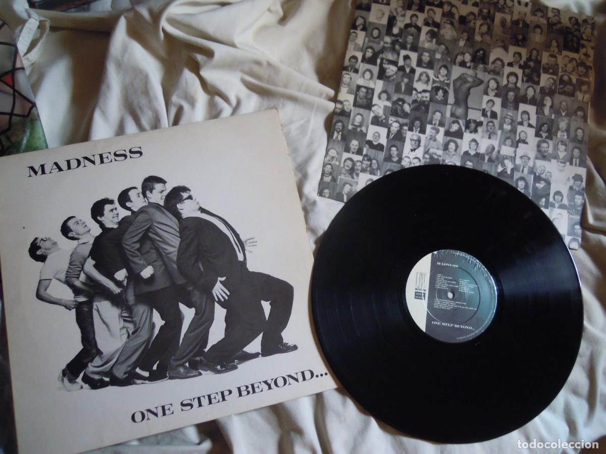 Discos de vinilo: LP DEBUT MADNESS ONE STEP BEYOND 1979 ED. UK, STIFF RECORDS, SKA, ENCARTE