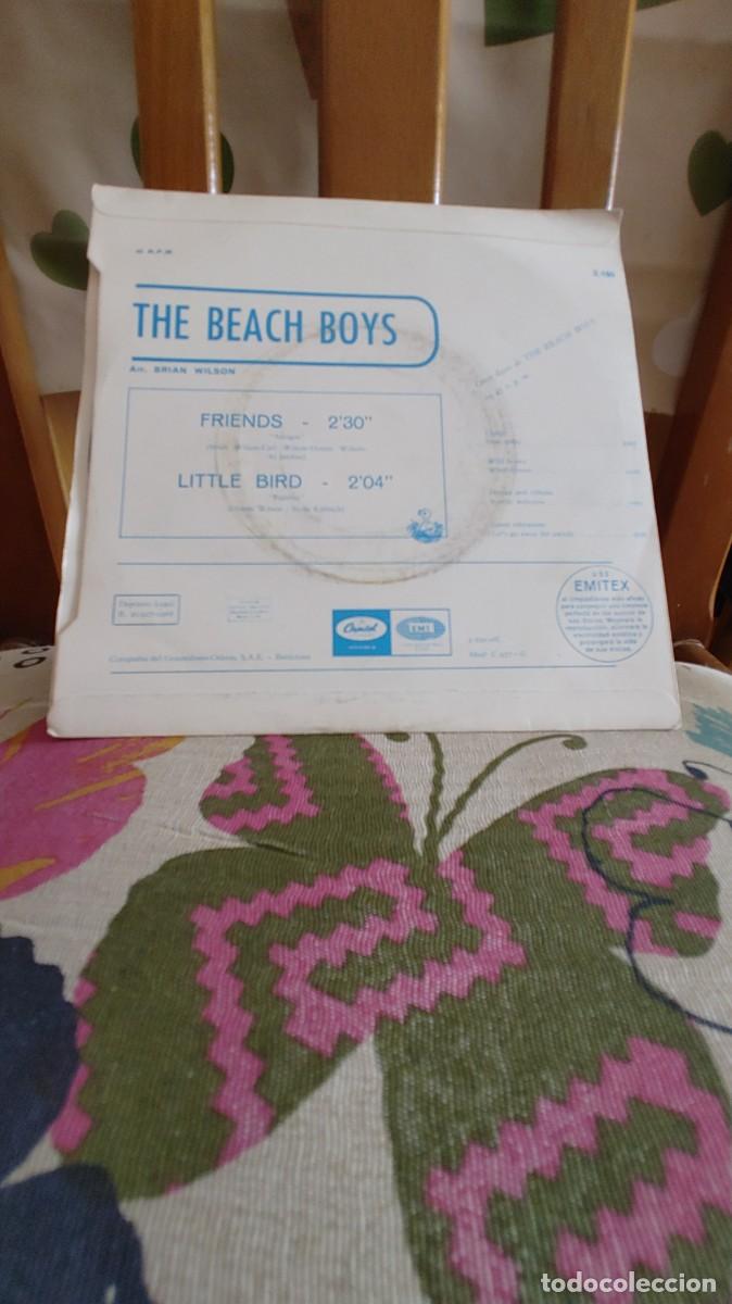 Discos de vinilo: THE BEACH BOYS-SINGLE FRIENDS - Foto 2