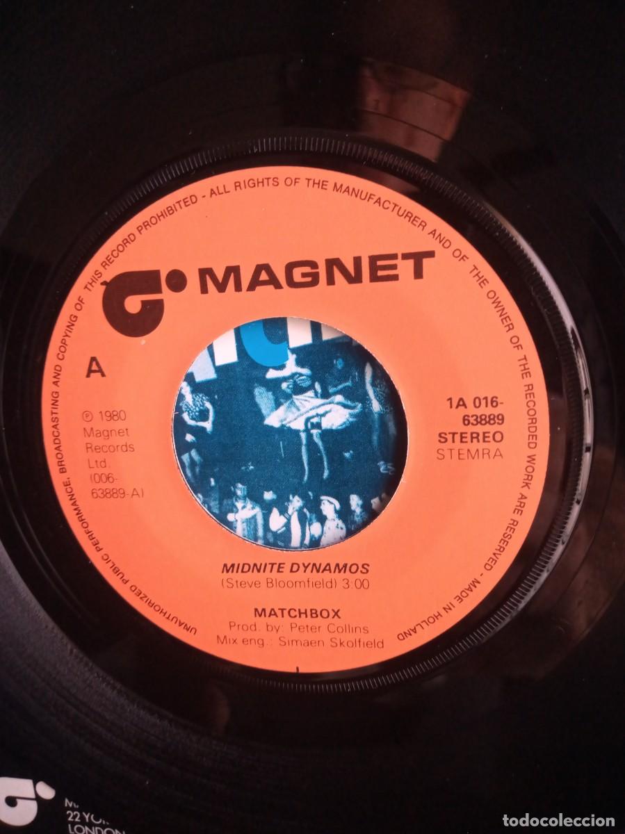 Discos de vinilo: MATCHBOX - MIDNITE DYNAMOS - SINGLE. - Foto 3