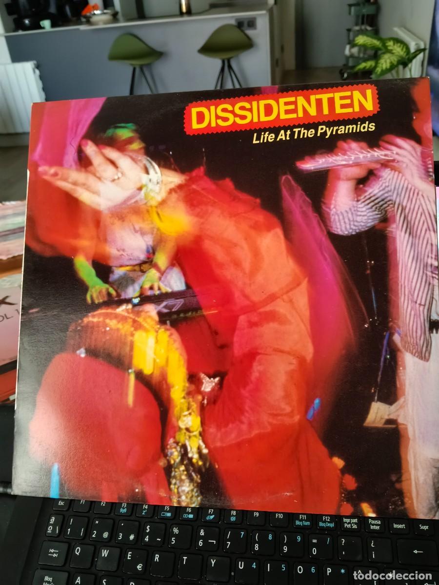 Discos de vinilo: RAR LP 33. DISSIDENTEN. LIFE AT THE PYRAMIDS. MADE IN SPAIN