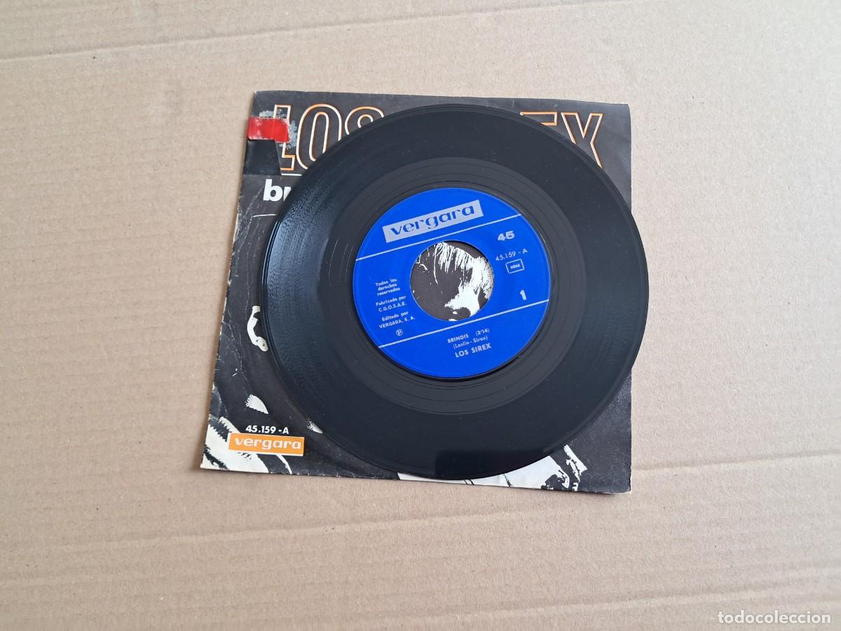 Discos de vinilo: LOS SIREX - BRINDIS SINGLE 1967 - Foto 2