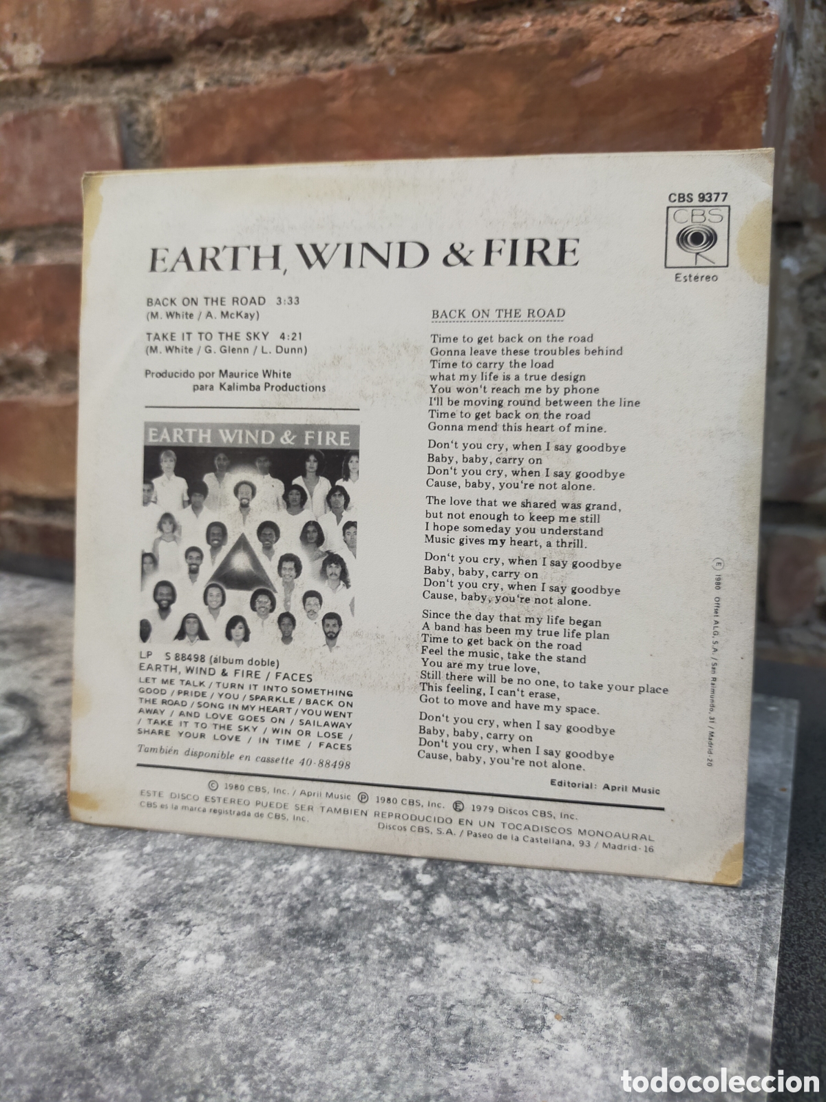Discos de vinilo: Single EARTH WIND & FIRE BACK ON THE ROAD - Foto 2