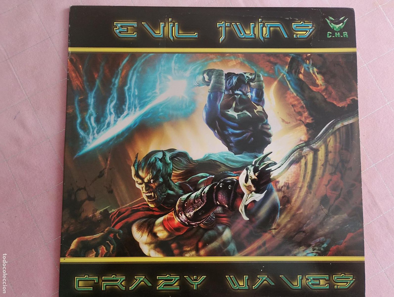 Discos de vinilo: Evil Twins &ndash; Crazy Waves , 2006, Hard House, Jumpstyle - Foto 2