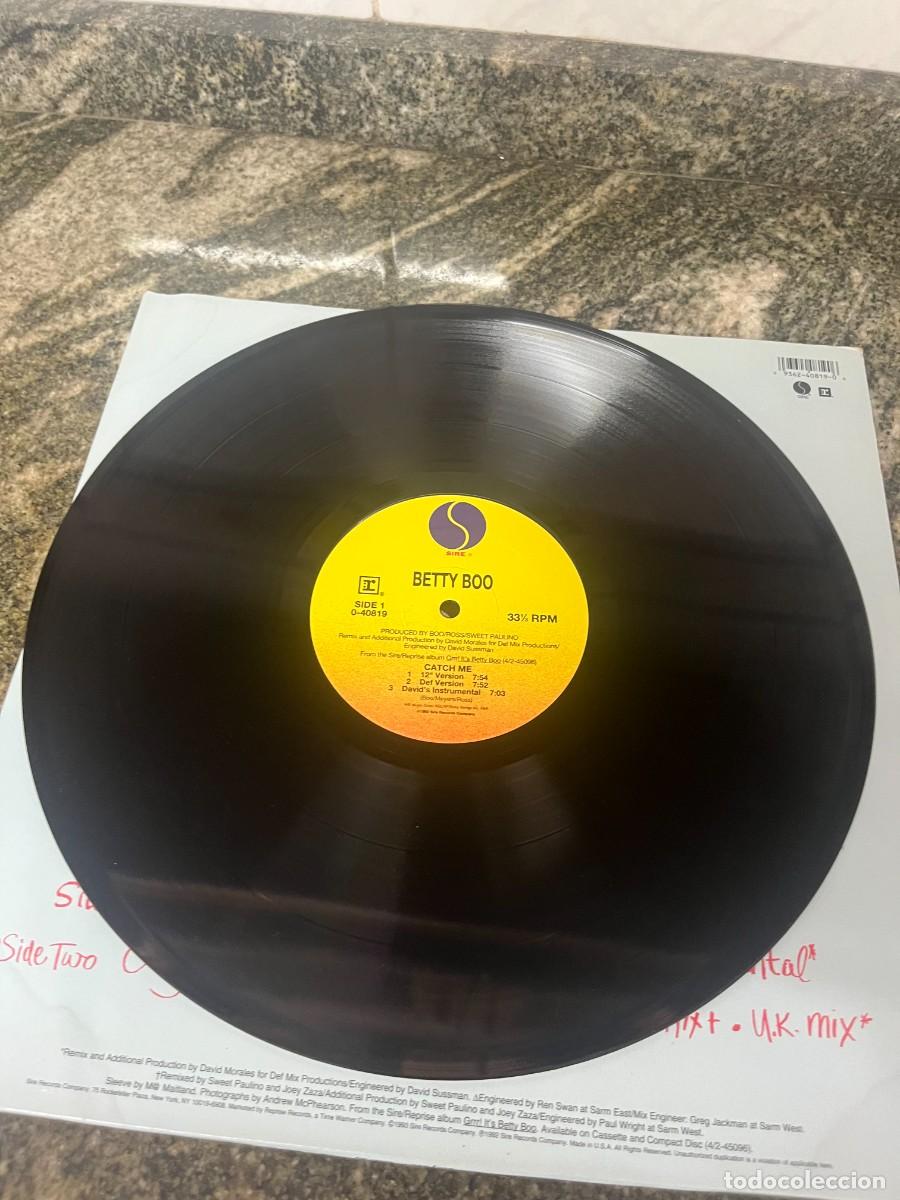 Discos de vinilo: Betty Boo Catch Me MAXI - Foto 3