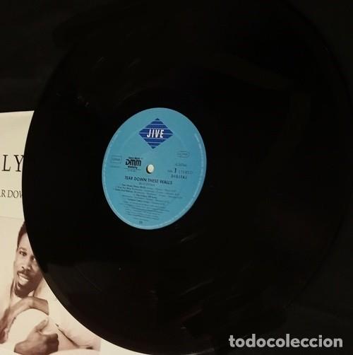 Discos de vinilo: [LP VINILO]. BILLY OCEAN. TEAR DOWN THESE WALLS. - Foto 4