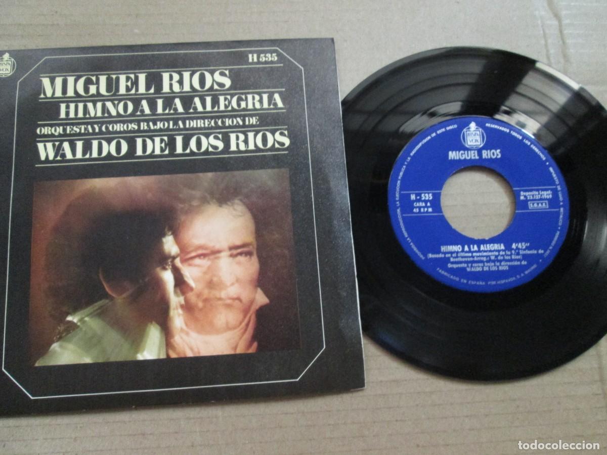 Discos de vinilo: MIGUEL R&Iacute;OS - Himno a la Alegr&iacute;a / Mira Hacia Ti. Single, ed espa&ntilde;ola 7&rdquo; 1969. Magn&iacute;fico VG+/NM