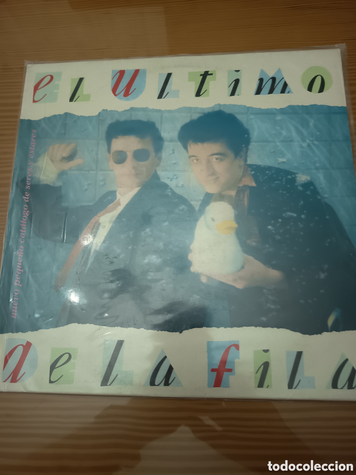 Discos de vinilo: Disco vinilo LP de El &Uacute;ltimo De La Fila &rdquo; Nuevo Peque&ntilde;o Catalogo De Seres Y Estares &rdquo; como nuevo