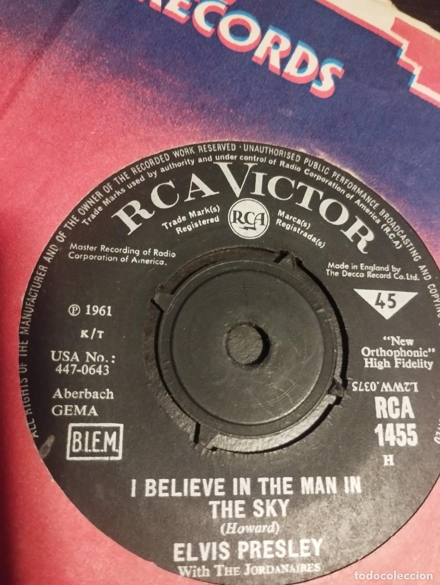 Discos de vinilo: Elvis Presley With The Jordanaires &ndash; Crying In The Chapel. 1965