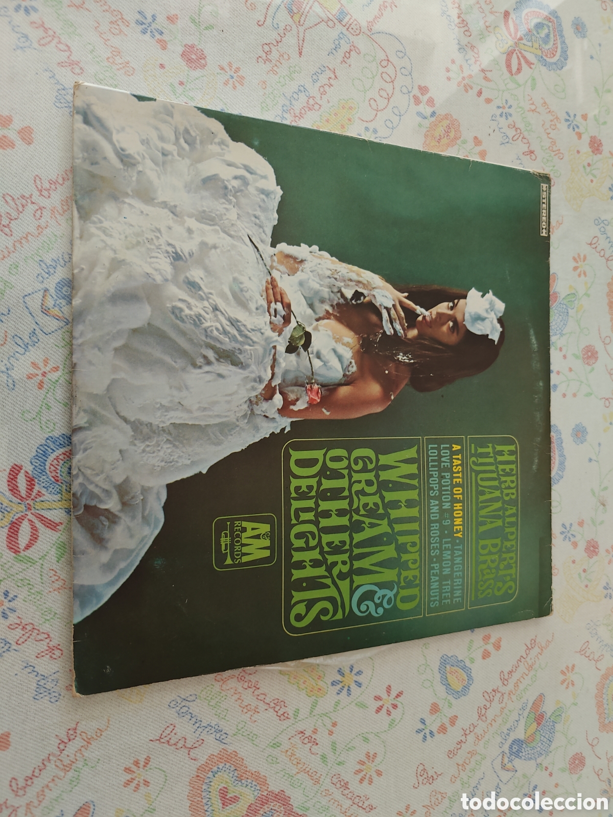 Discos de vinilo: HERB ALPERT & THE TIJUANA BRASS &ndash; WHIPPED CREAM & OTHER DELIGHTS &ndash; LP VINILO &ndash; 1965 &ndash; JAZZ