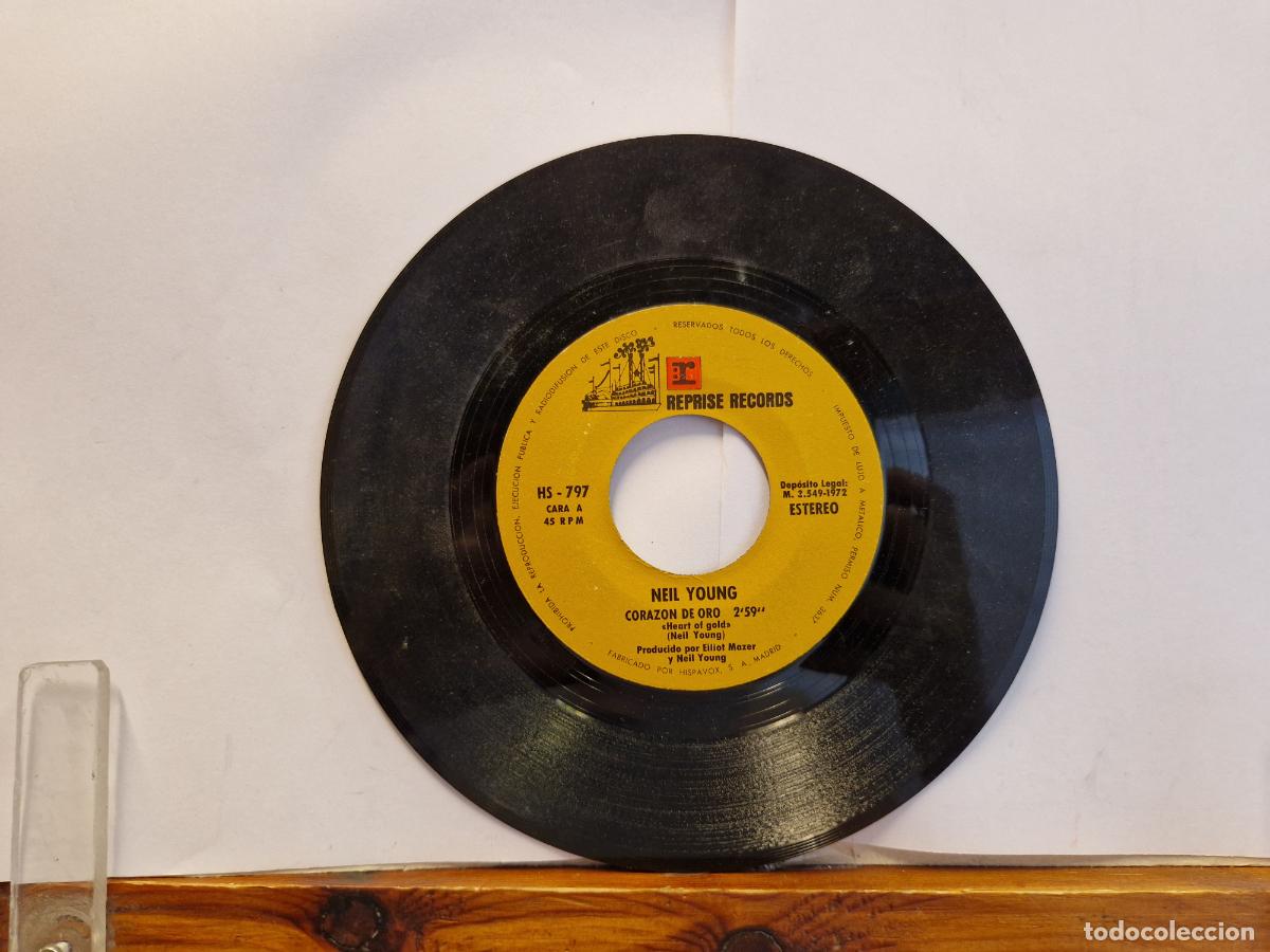 Discos de vinilo: SINGLE. NIEL YOUNG. MONTA&Ntilde;A DE AZUCAR.