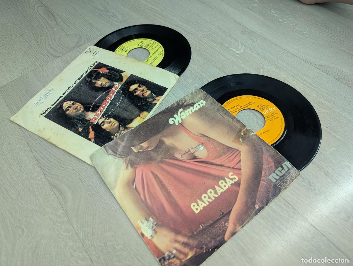 Discos de vinilo: LOTE DE 2 SINGLES DE BARRABAS - WOMAN .. 1972 Y DE REDBONE - TODOS FUIMOS HERIDOS EN .DE 1973
