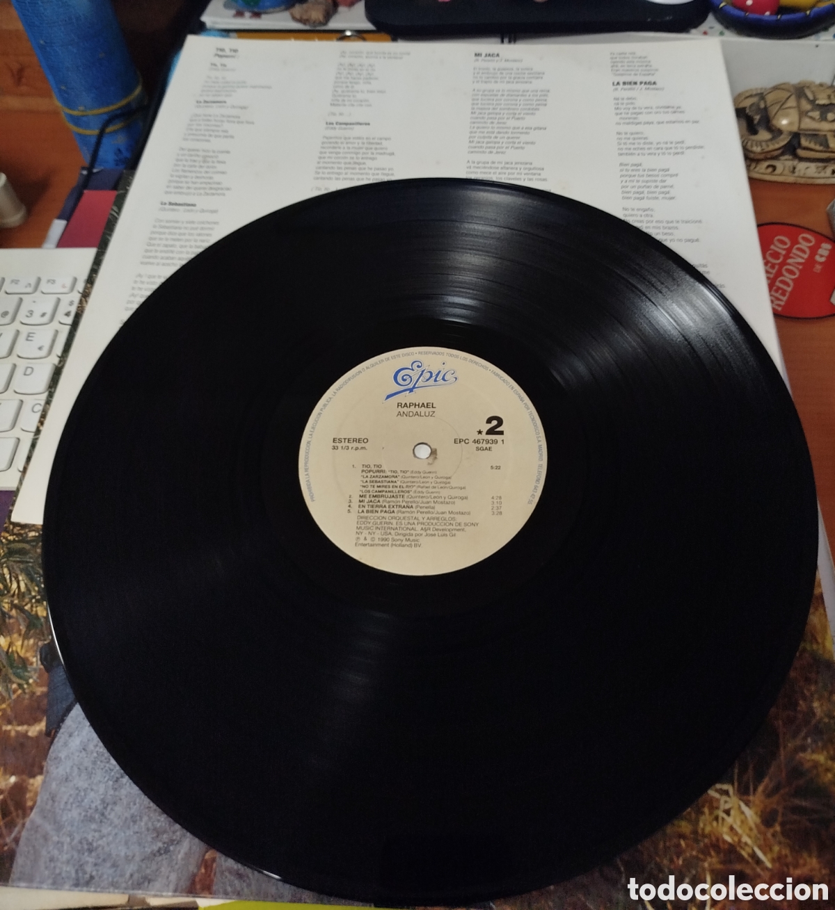Discos de vinilo: Raphael - Andaluz. Contiene encarte - Foto 2