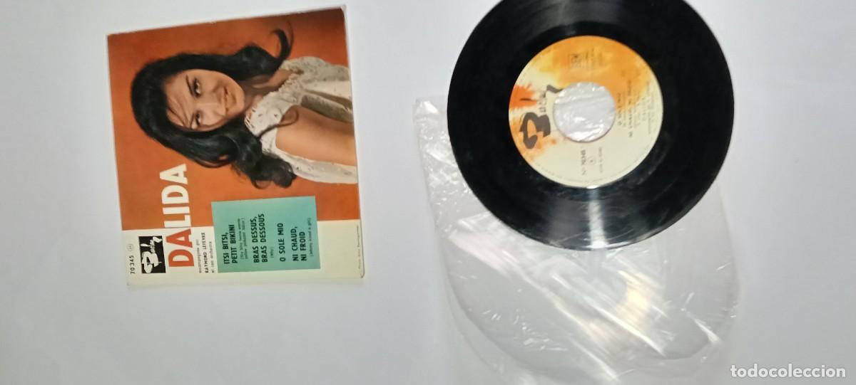 Discos de vinilo: Disco Vinilo EP Dalida - Itsi Bitsi, Petit Bikini (Barclay 70345)