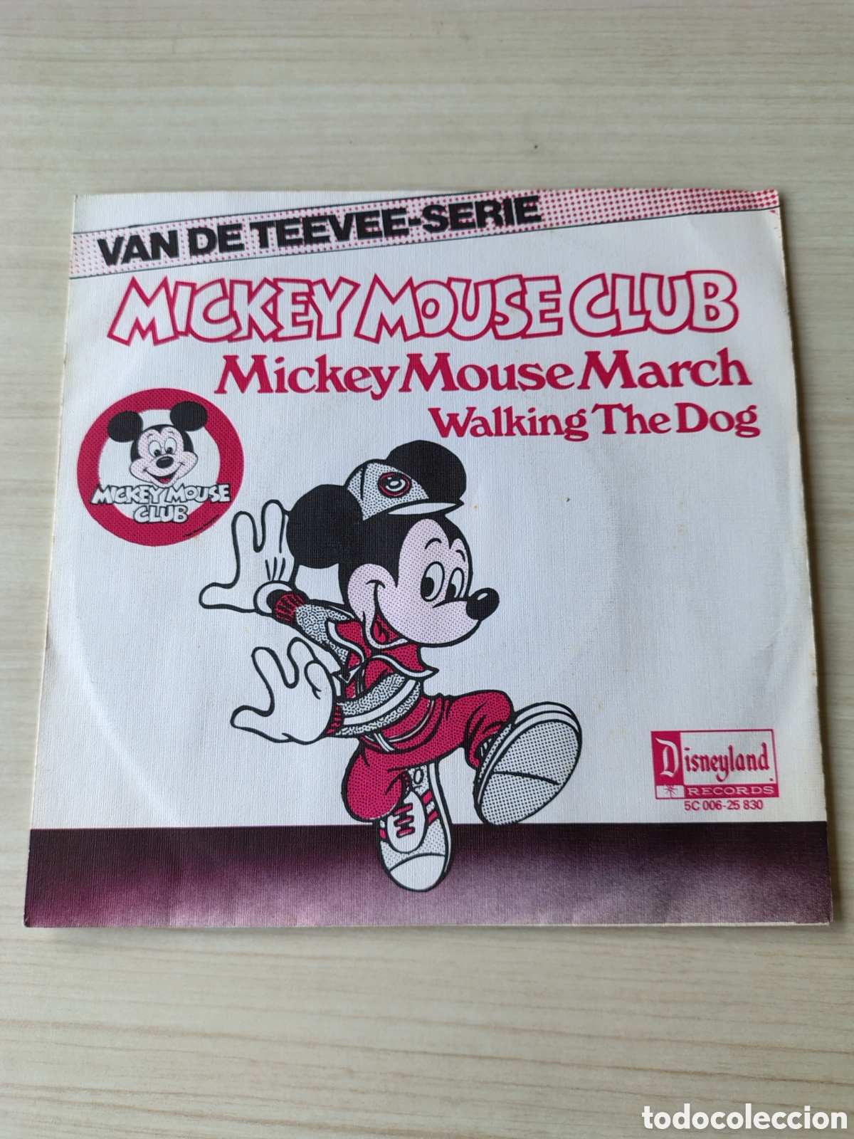 Discos de vinilo: MICKEY MOUSE CLUB ( 1978 DISNEYLAND RECORDS HOLLAND ) Walking The dog Mickey Mouse March