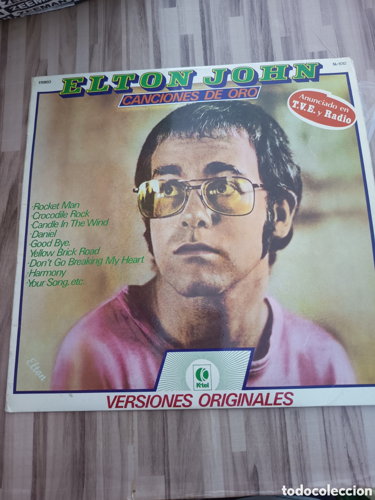 Discos de vinilo: Disco vinilo LP de Elton John &rdquo; Canciones De Oro &rdquo; vinilo absolutamente como nuevo ,sin uso