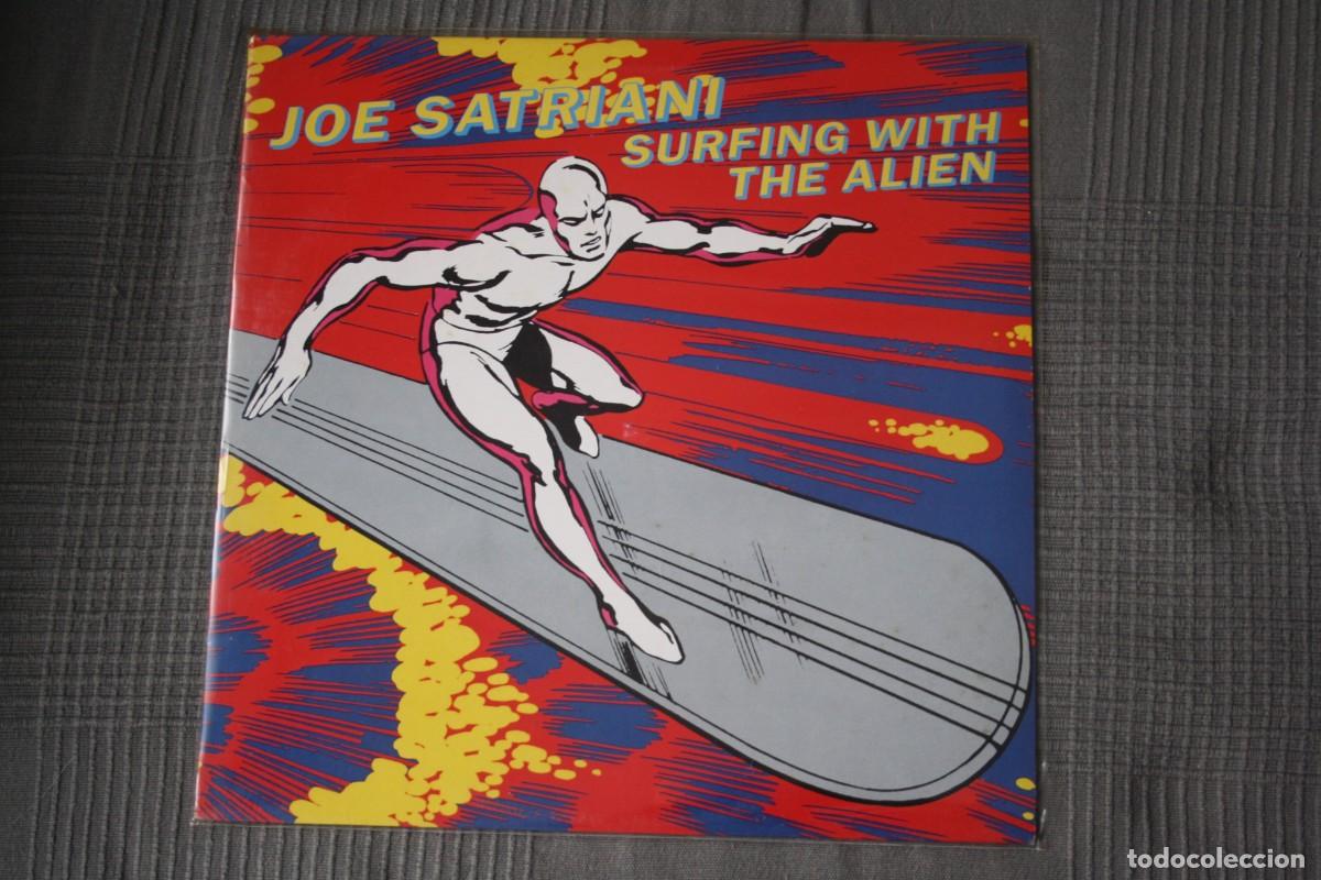 Discos de vinilo: JOE SATRIANI, SURFING WITH THE ALIEN, 1&ordm; EDICI&Oacute;N ORIG, MADE UK 1987, EX EX