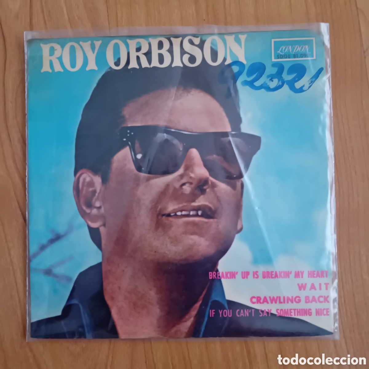 Discos de vinilo: ROY ORBISON. BREAKIN UP IS BREAKIN MY HEART. WAIT. CRAWLING BACK