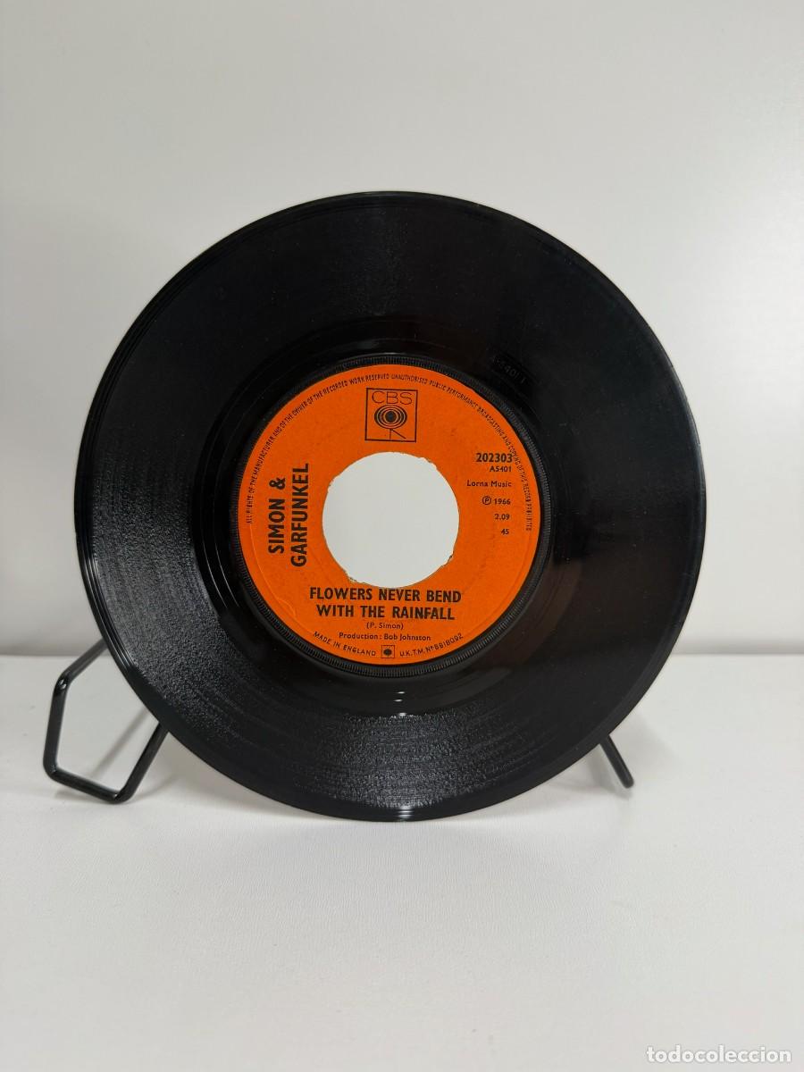 Discos de vinilo: SIMON & GARFUNKEL (SINGLE) I AM A ROCK - A&Ntilde;O 1966 - EDICION U.K. (SIN PORTADA, SOLO DISCO)