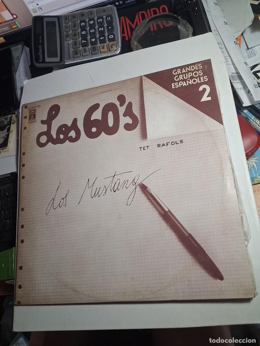 Discos de vinilo: lp doble los mustang. los 60's. emi 1978 spain. carpeta doble. con inserto (seminuevo)