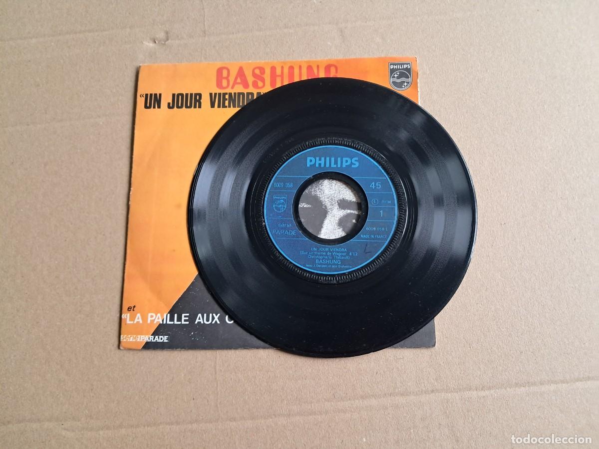 Discos de vinilo: BASHUNG - UN JOUR VIENDRA SINGLE 1970 EDICION FRANCIA - Foto 2