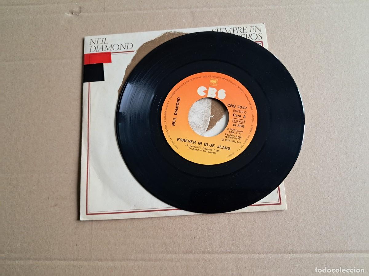 Discos de vinilo: NEIL DIAMOND - SIEMPRE EN VAQUEROS SINGLE 1979 EDICION ESPA&Ntilde;OLA - Foto 2