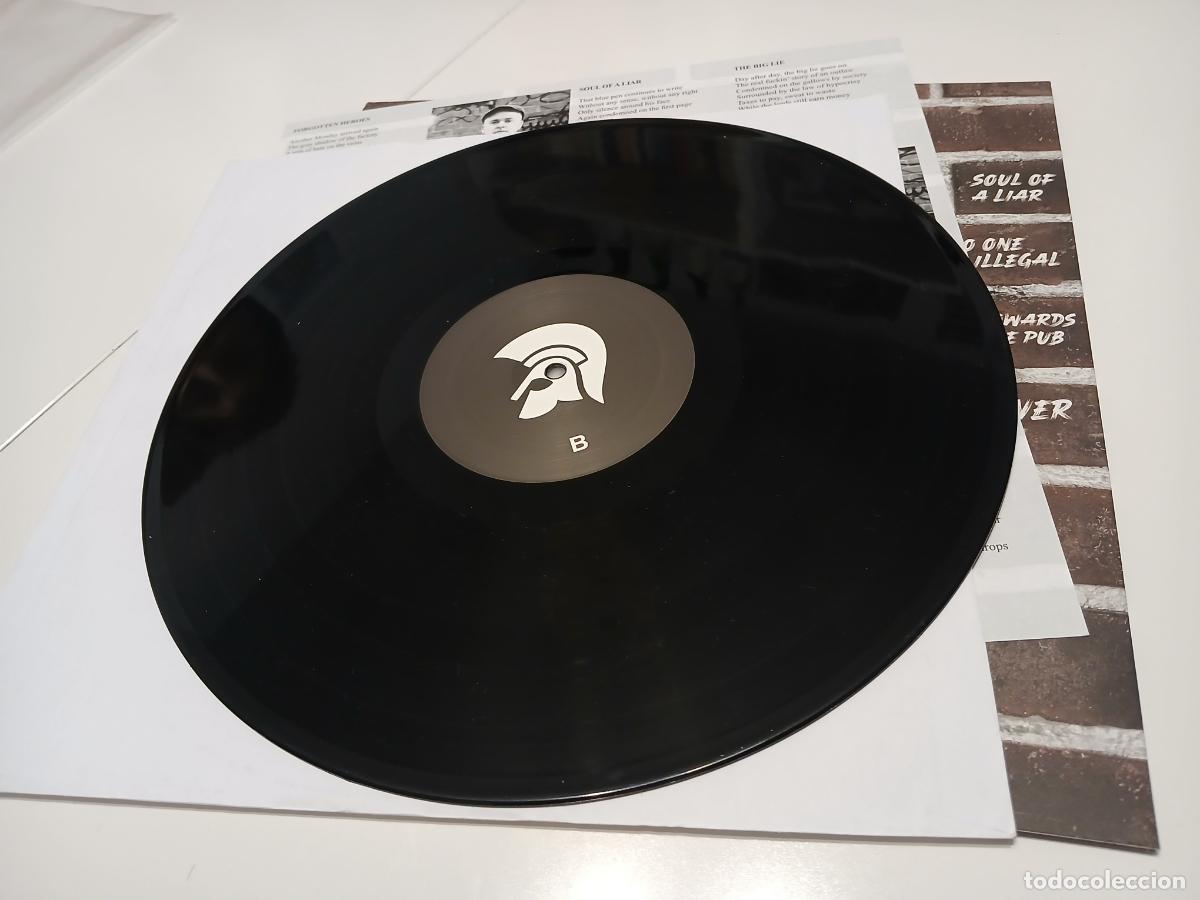Discos de vinilo: Red Bricks &ndash; Built Over Time- (2022) LP disco vinilo - Foto 4