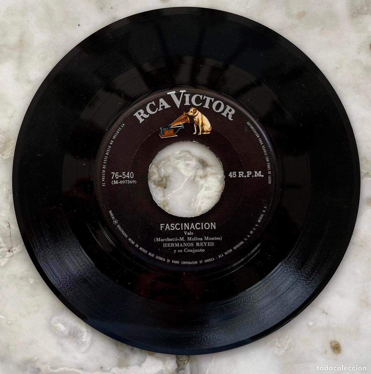 Discos de vinilo: HERMANOS REYES. FASCINACION / NIEGALO. SINGLE ORIGINAL MEXICO.