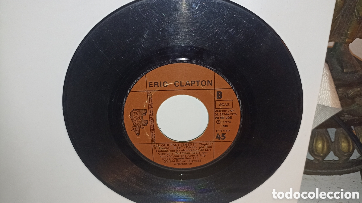 Discos de vinilo: Eric ClaptonCanci&oacute;n: &laquo;Hello Old Friend&raquo;&laquo;All Our Past Times&raquo;,