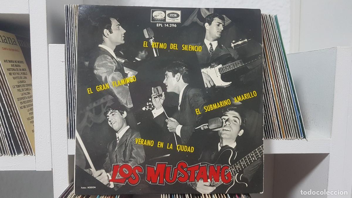 Discos de vinilo: C) Los Mustang &rdquo;Submarino amarillo / Verano en la ciudad +2&rdquo; Ep a&ntilde;o 1966 - LEER DESCRIPCION