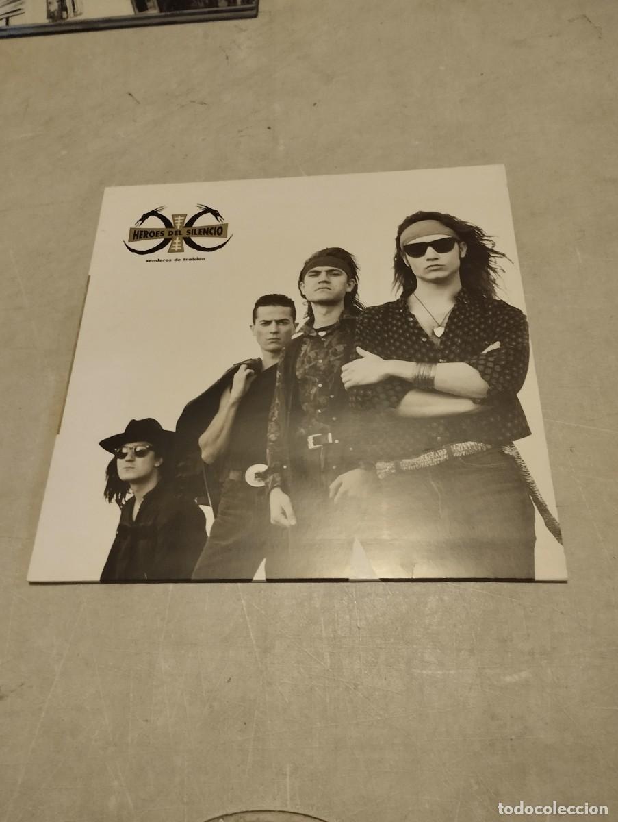 Discos de vinilo: HEROES DEL SILENCIO LP SENDEROS DE TRAICION ESP.1990 ENCARTE LETRAS