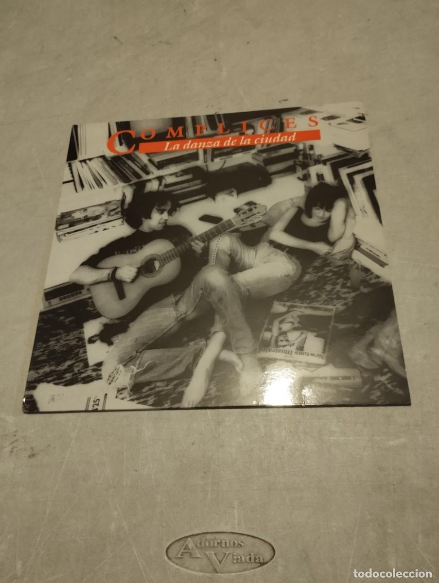 Discos de vinilo: COMPLICES LP LA DANZA DE LA CIUDAD ESP.1990 ENCARTE LETRAS