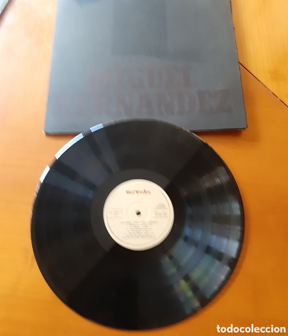 Discos de vinilo: Disco Juan Manuel Serrat Miguel Hern&aacute;ndez. Original y en buen estado