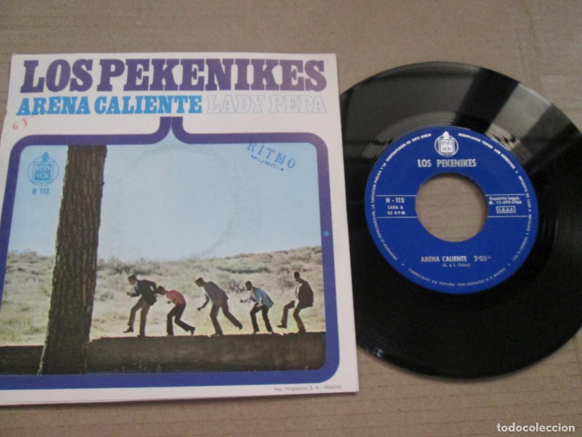 Discos de vinilo: LOS PEKENIKES - Arena caliente / Lady Pepa. Single, ed espa&ntilde;ola 7&rdquo; 1966. Magn&iacute;fico estado VG+/NM