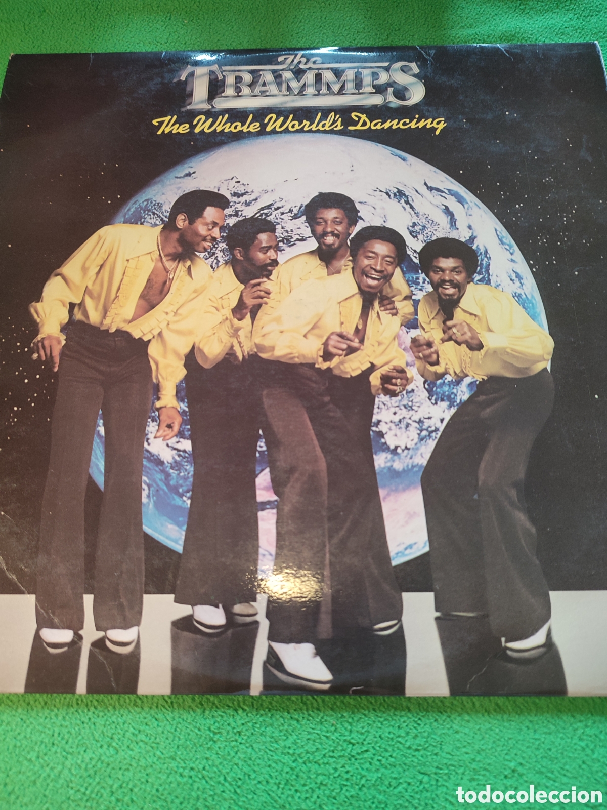 Discos de vinilo: The Trammps - The whole worlds dancing