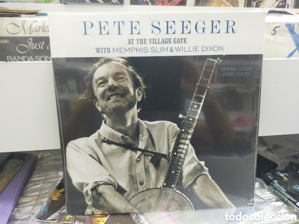 Discos de vinilo: Pete seeger LP at the village gate with memphis Slim & Willie dixon 2017 precintado