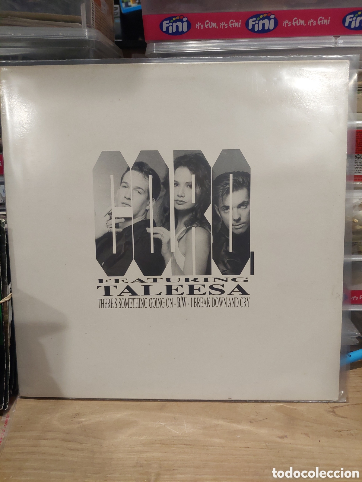 Discos de vinilo: MAXI FEATURING TAKESA THE SOMERHING GOINGON B/W Buen estado boy r&eacute;cords 198