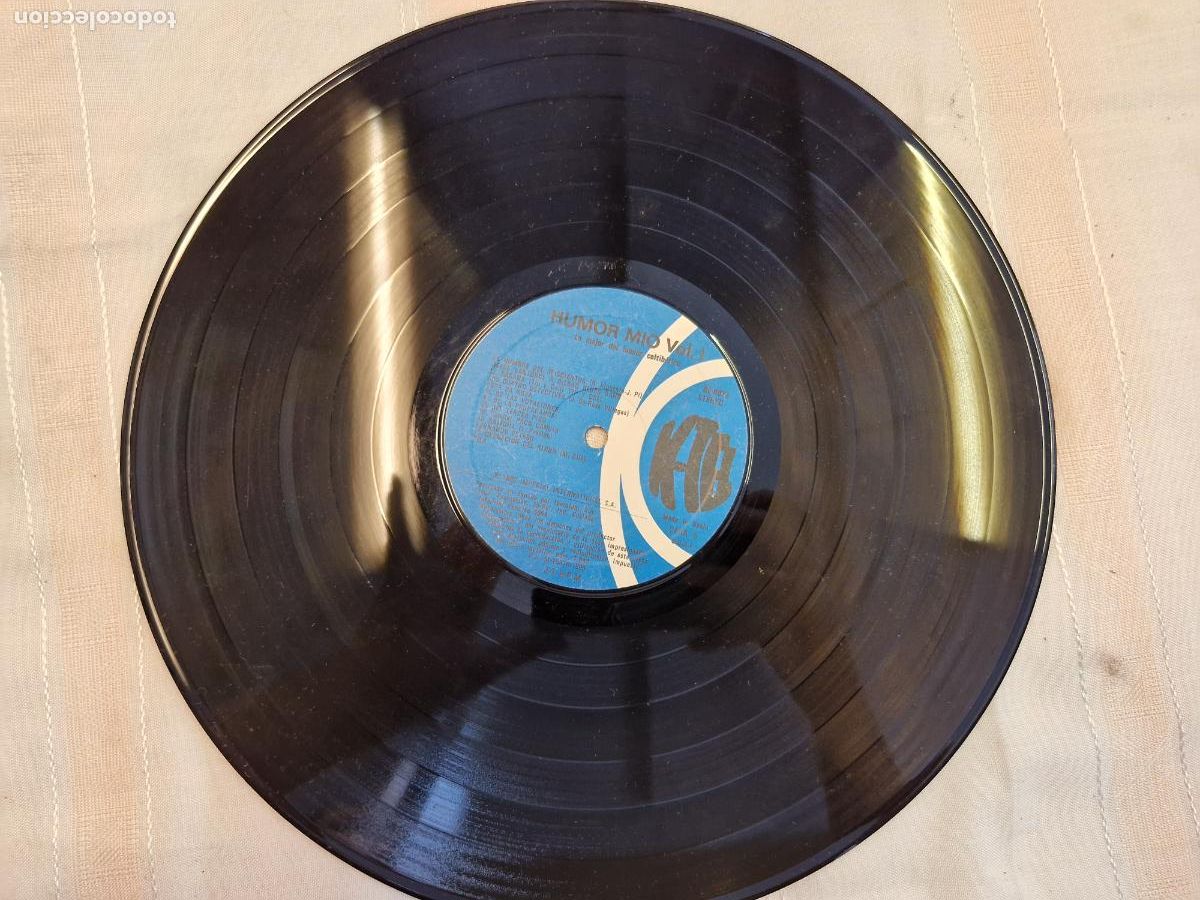 Discos de vinilo: SINGLE. HUMOR MIO VOL 1. EL HOMBRE DEL SEISCIENTOS. LA SABANA...