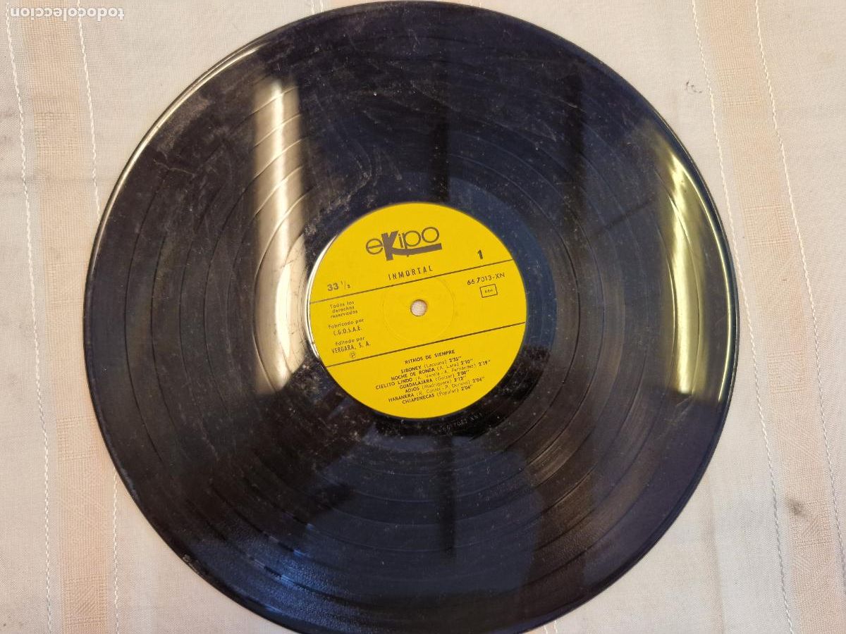 Discos de vinilo: SINGLE. RITMOS DE SIEMPRE. SINONEY. NOCHE DE RONDA. CIELITO LINDO.