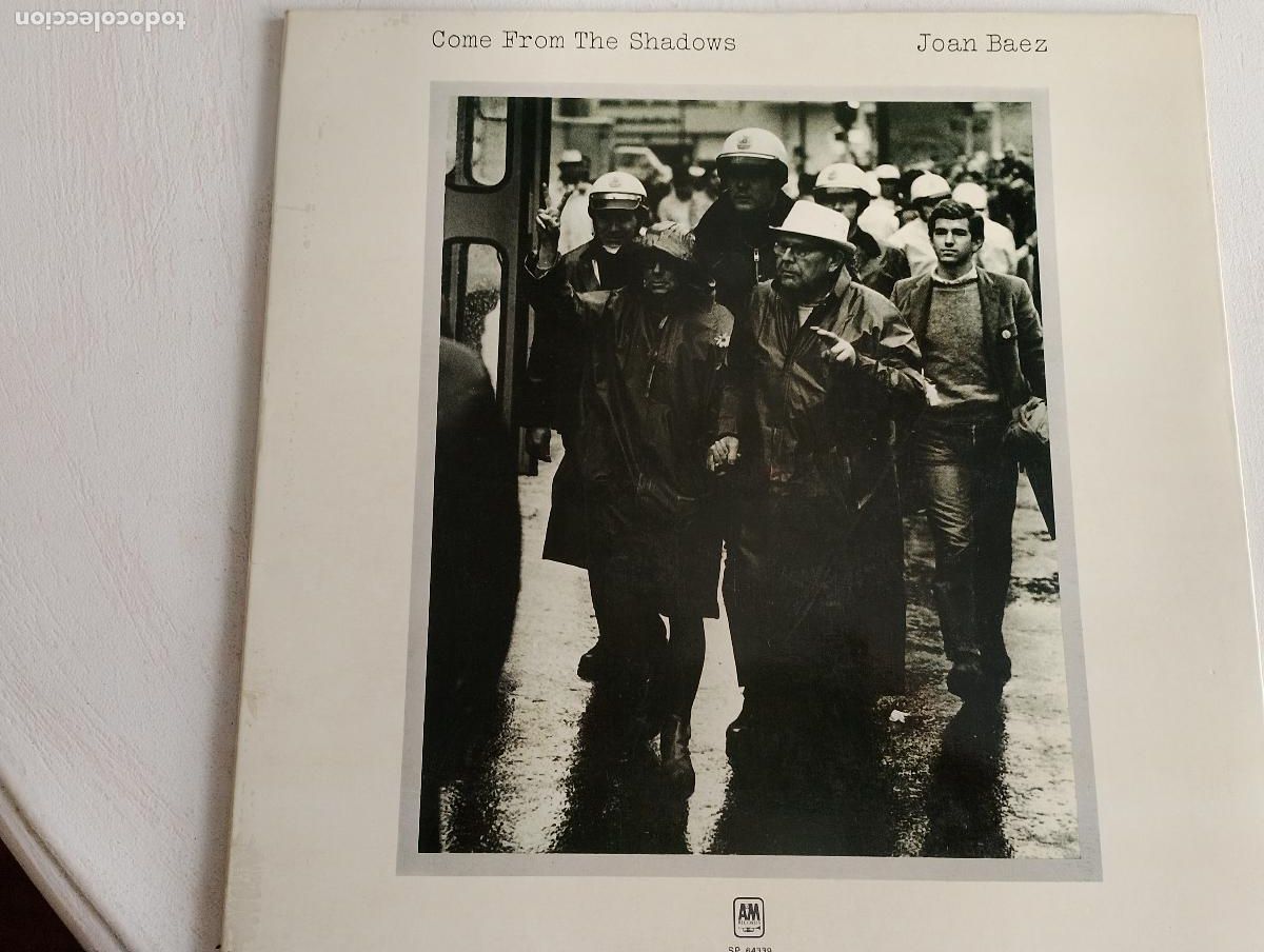 Discos de vinilo: Joan Baez &ndash; Come From The Shadows, ed espa&ntilde;ola, 1972, doble portada AM,sp 64339