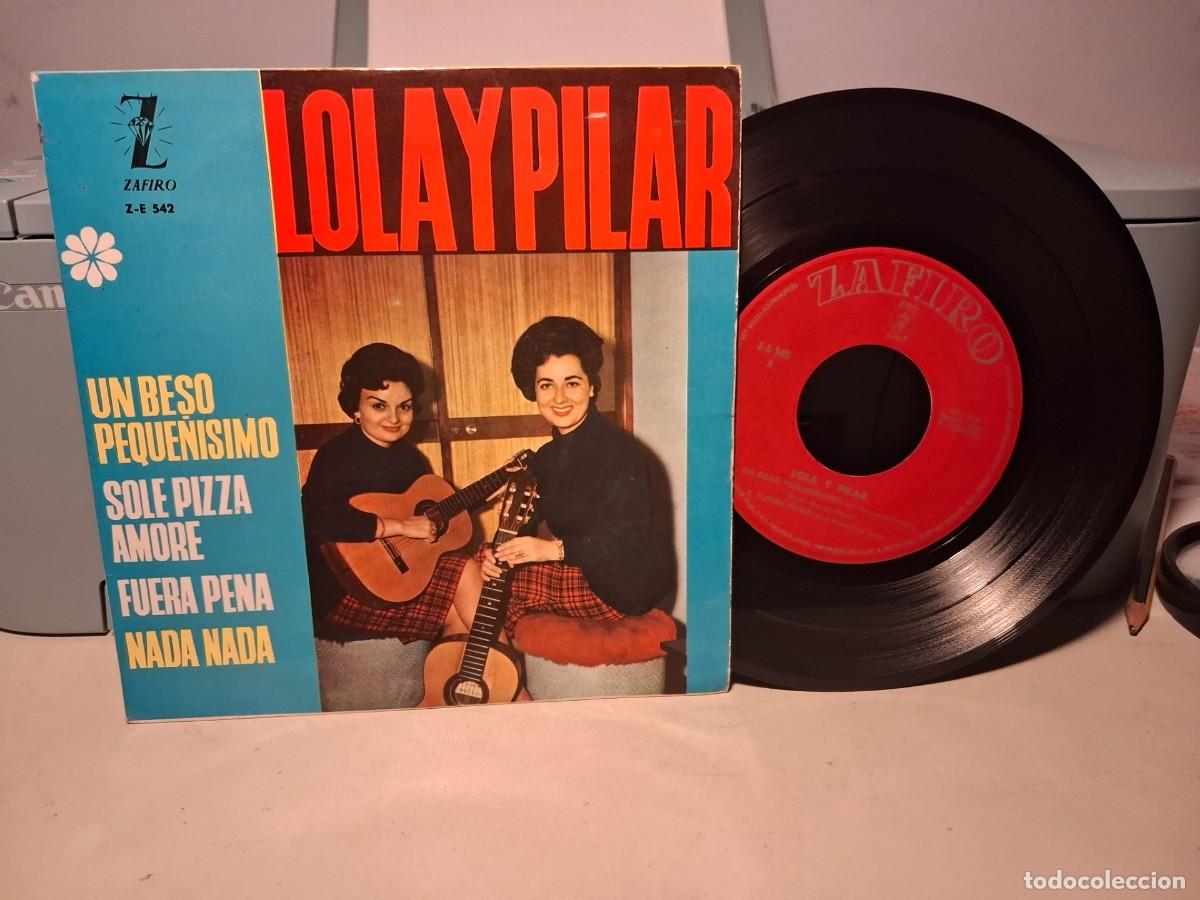 Discos de vinilo: EP LOLA Y PILAR : UN BESO PEQUE&Ntilde;ISIMO